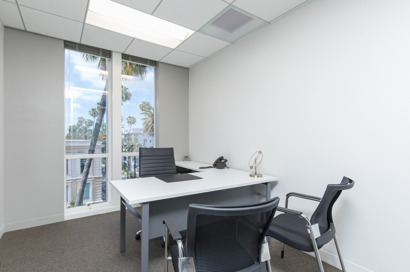 Property management office -10starshomes